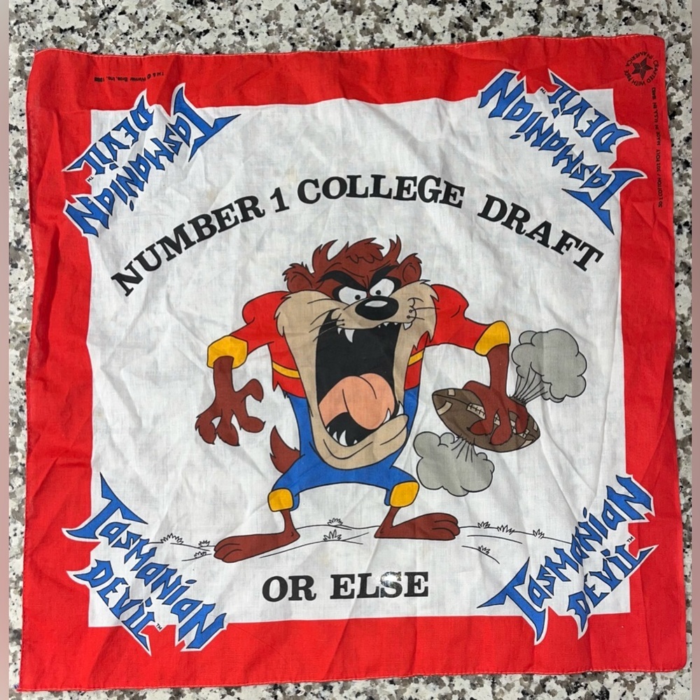 VTG 1988 Taz Tasmanian Devil Bandana Football Number 1 College Draft USA 21”x21”